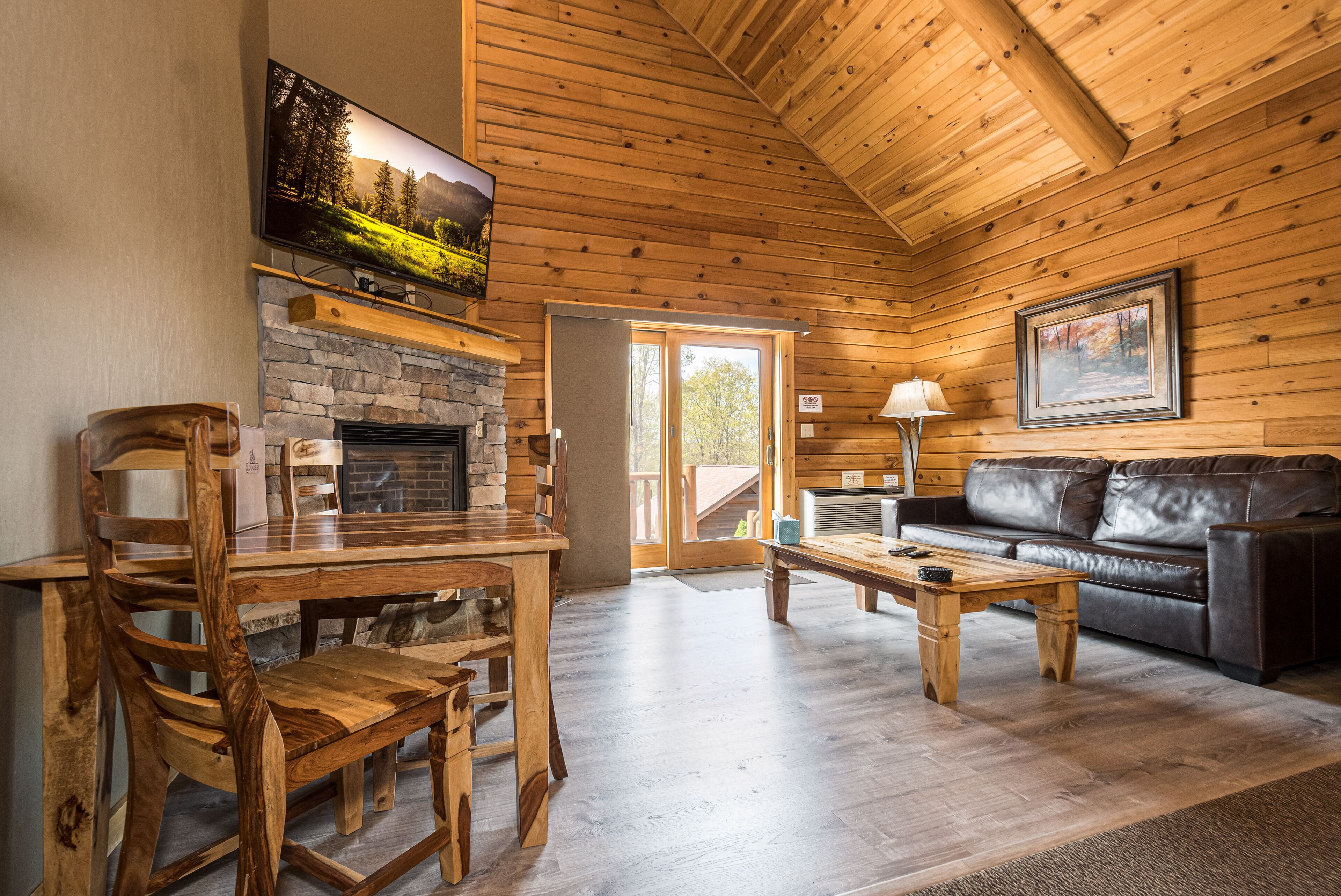 C 50R - Comfort Cabin, 1 King bed, Pet Friendly, Mountainside (May hear neighbors) | Living area | 50-inch flat-screen TV with cable channels, TV