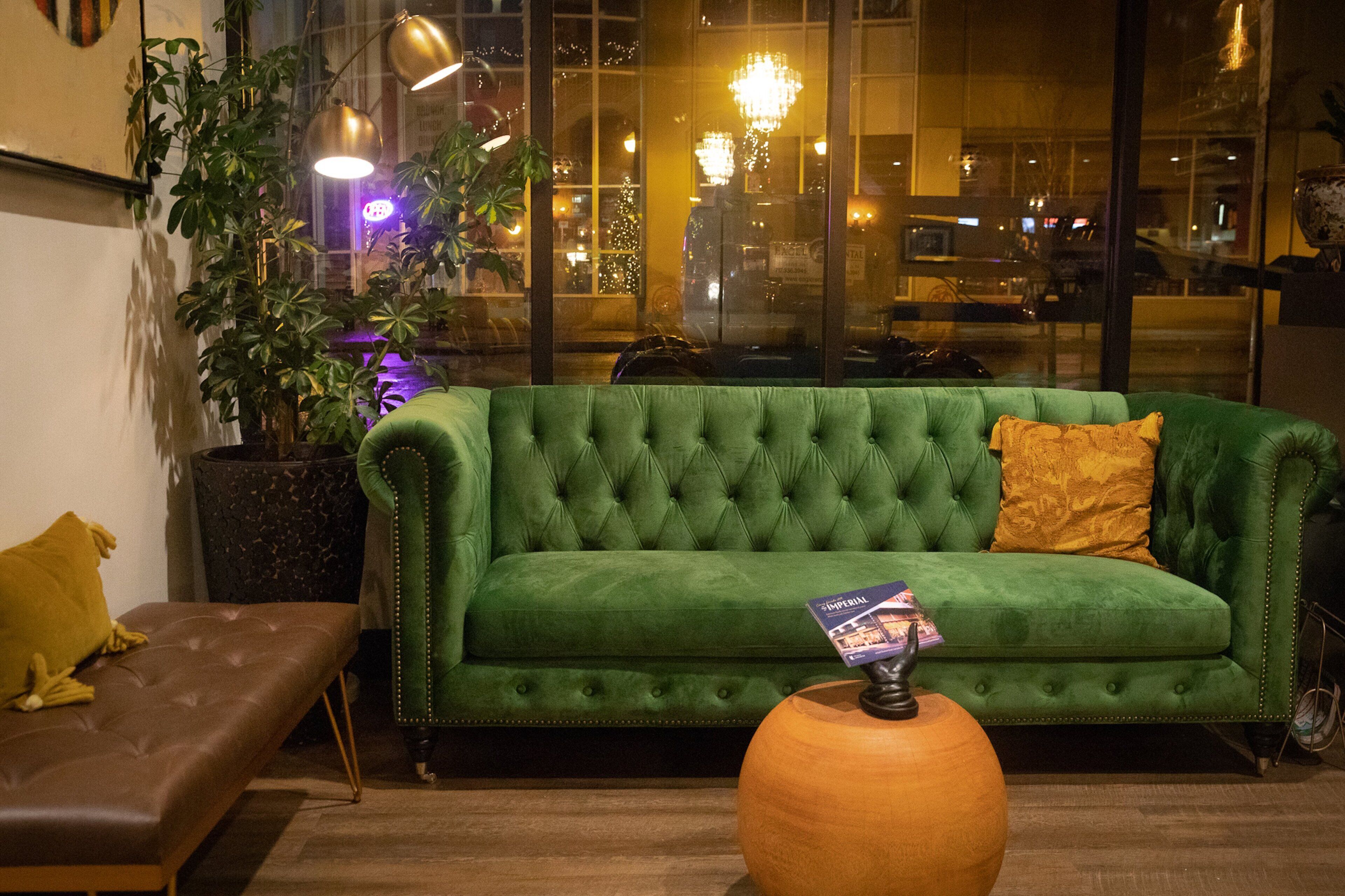 Lunch and dinner served