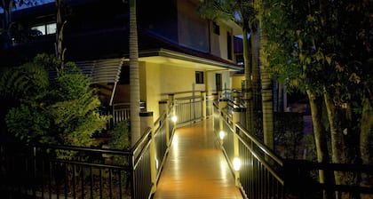 Pegasus Motor Inn and Serviced Apartments