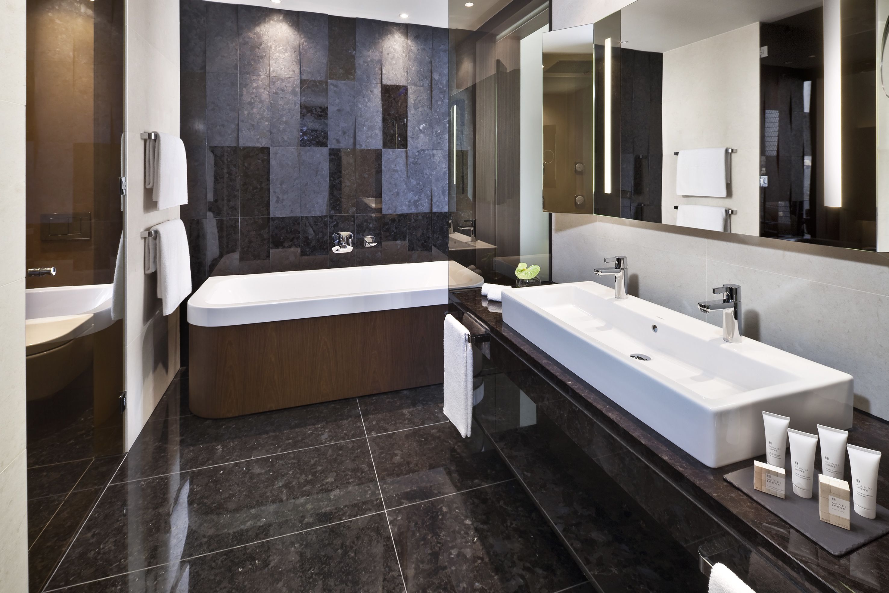 master suite the level | 1 bedroom, premium bedding, in-room safe, desk