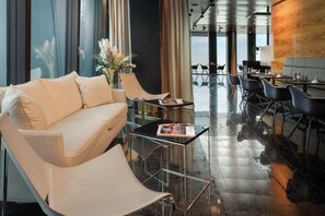 2 restaurants, breakfast, dinner served; Mediterranean cuisine