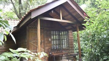 Basic Room, 1 Bedroom, Non Smoking, Garden View | In-room safe, desk, laptop workspace, bed sheets