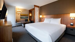 1 bedroom, in-room safe, desk, iron/ironing board