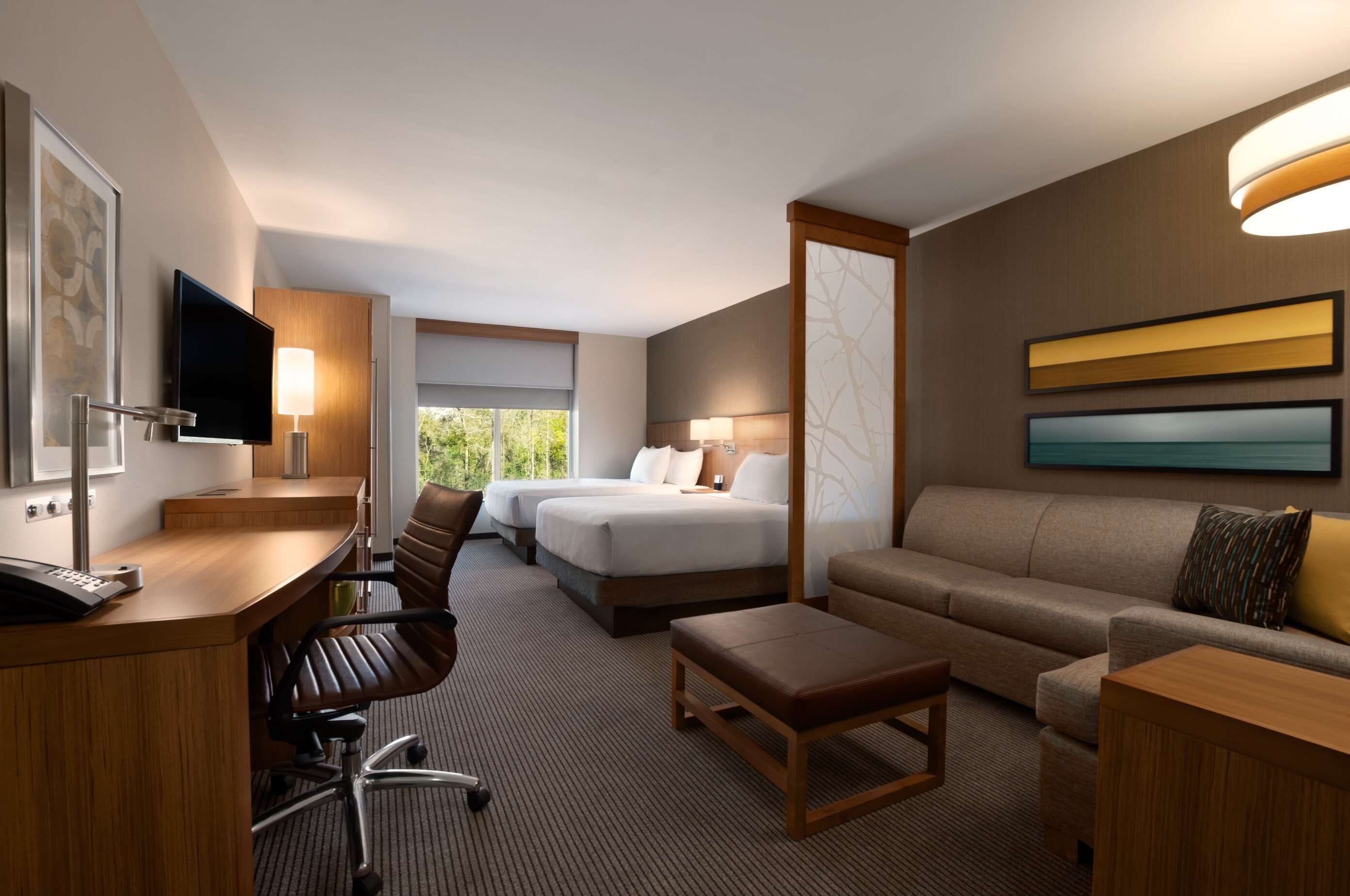 1 bedroom, in-room safe, desk, iron/ironing board