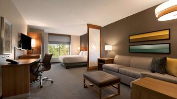 1 bedroom, in-room safe, desk, iron/ironing board