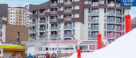 Majoituspaikan julkisivu