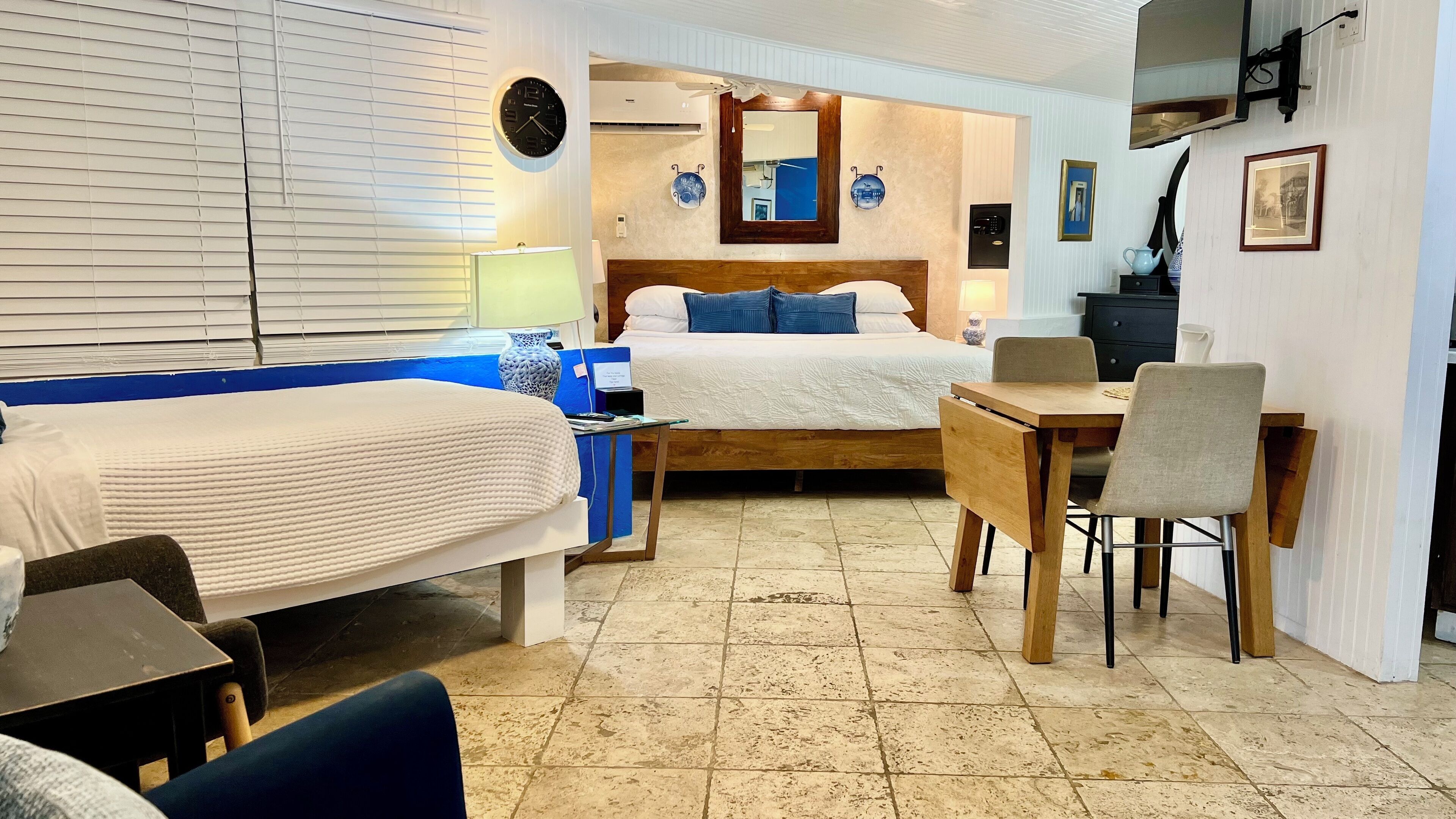 Cottage Deluks, dapur, pemandangan kebun (Calypso) | Brankas dan didekorasi berbeda-beda