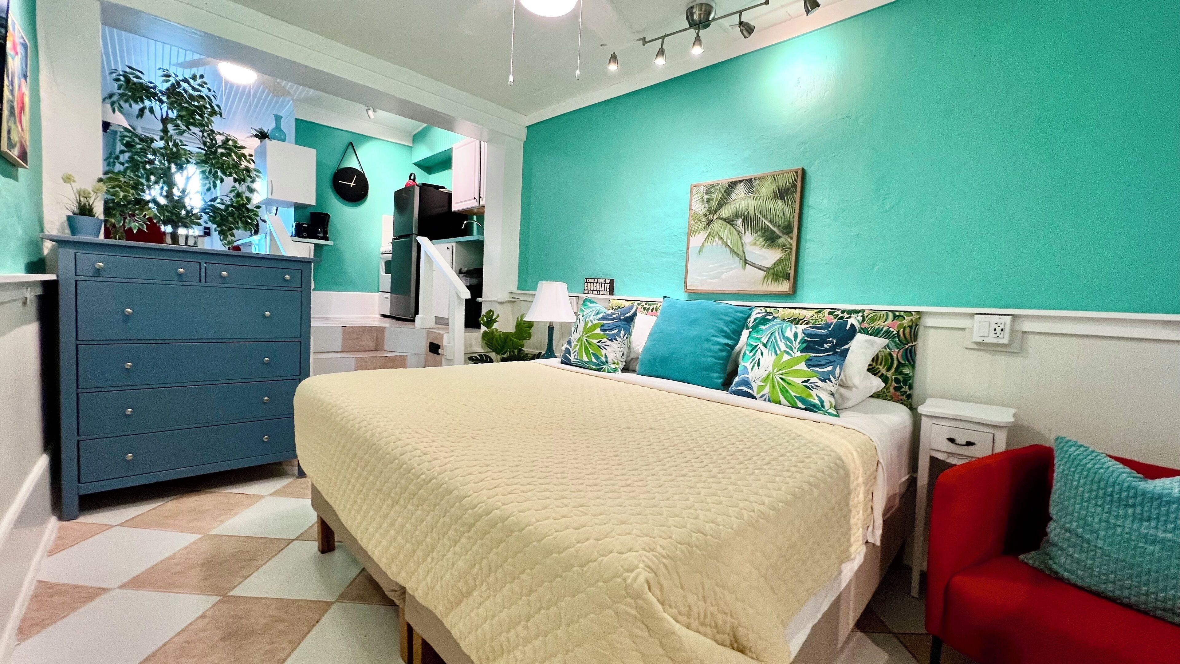 Cottage Deluks, dapur, pemandangan laut (Chocolate) | Area keluarga | Smart TV 40-inci dengan saluran TV digital dan layanan streaming