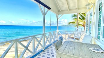 Cottage Premium, vista oceano, di fronte alla spiaggia | Terrazza/patio