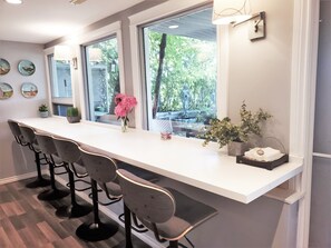 Living area - Along River Ridge (Calgary)