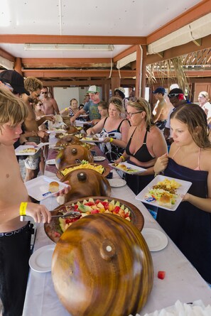 Desayuno estilo bufé