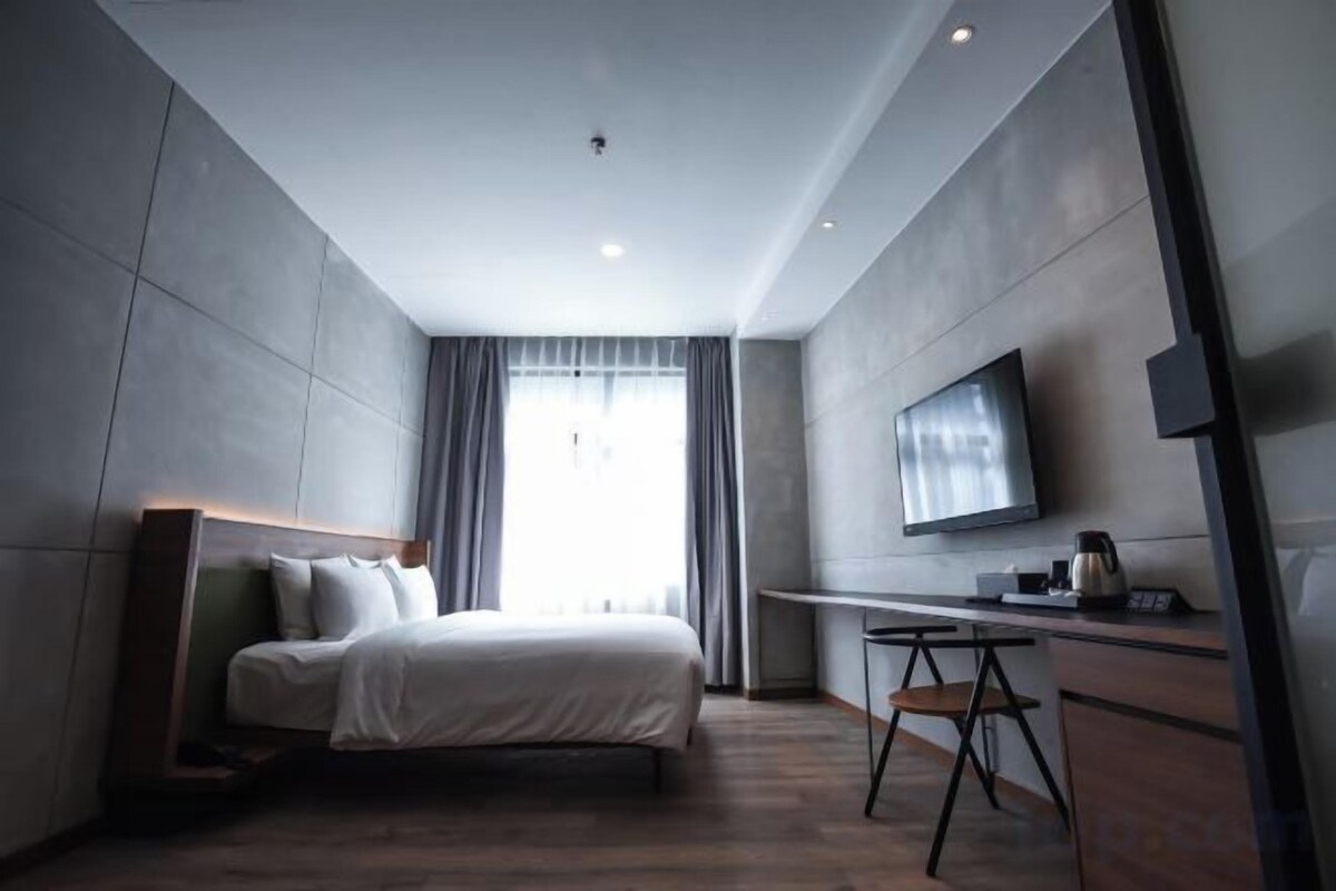 Executive King Room