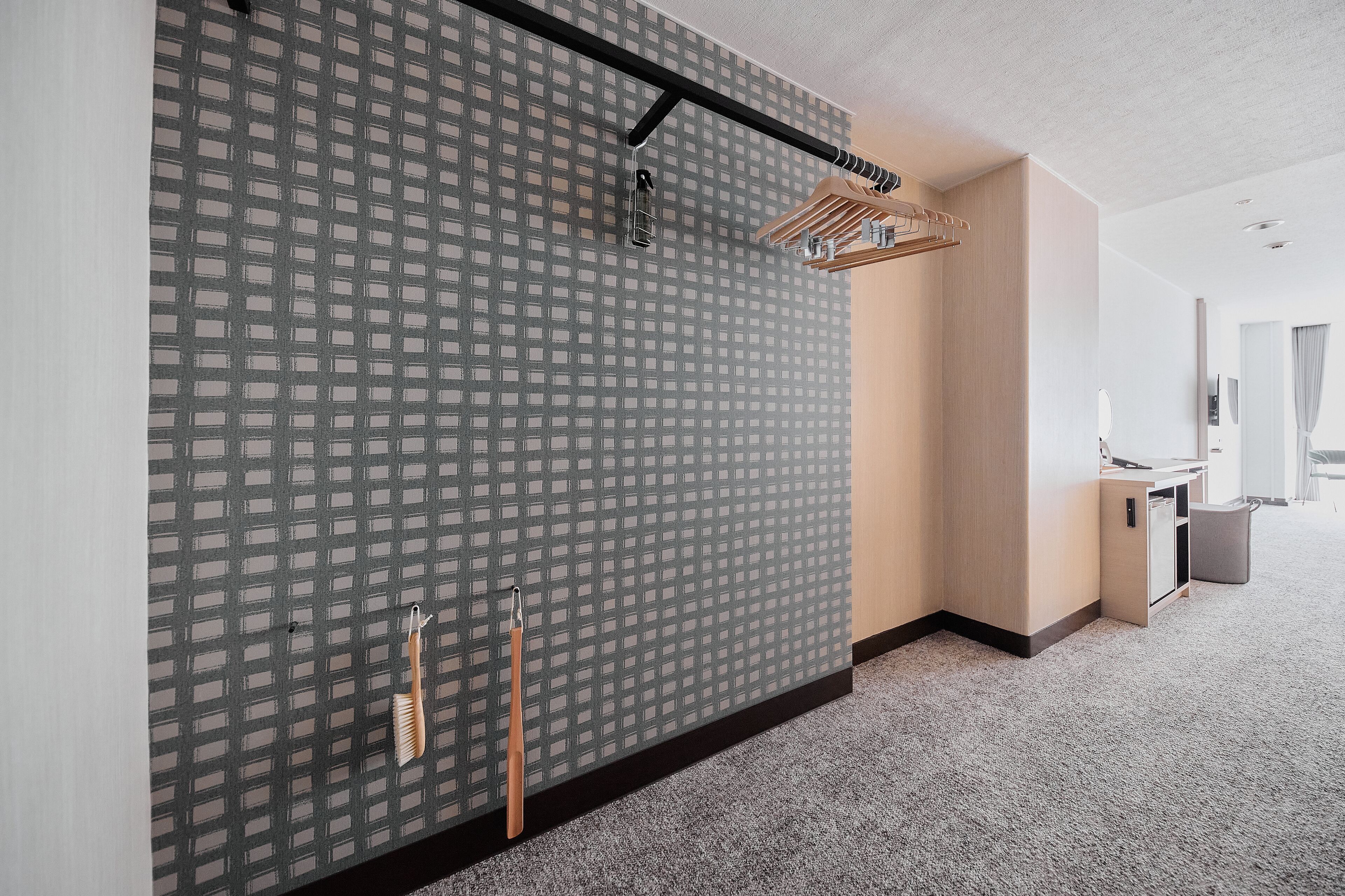 [large twin] 37 square meters | premium bedding, down duvets, desk, laptop workspace