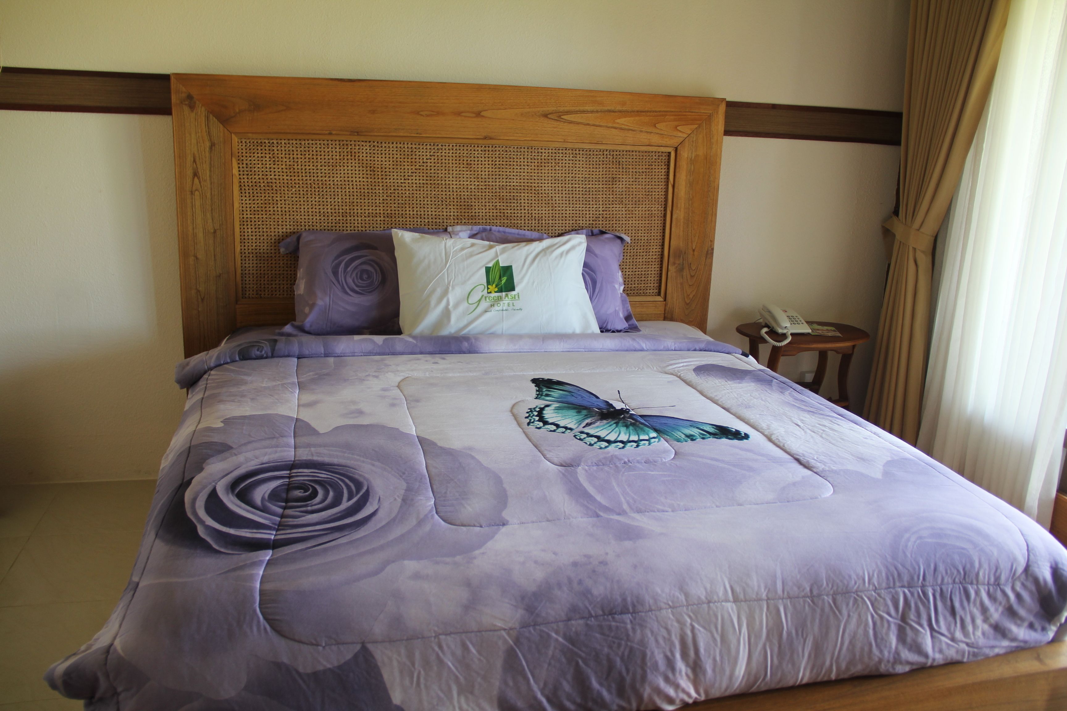 standard room | minibar, desk, rollaway beds, free wifi