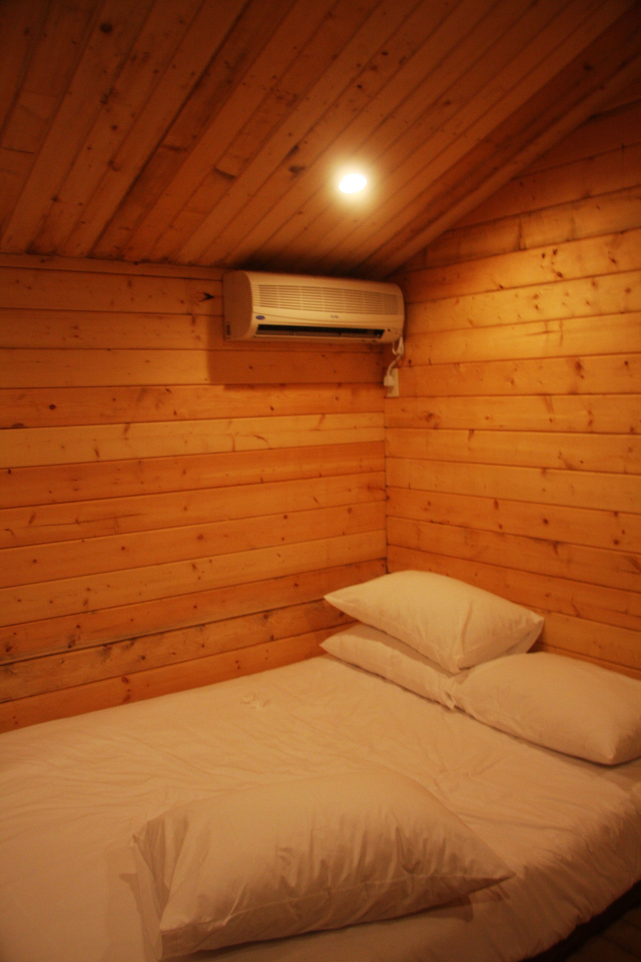 small cabin | minibar