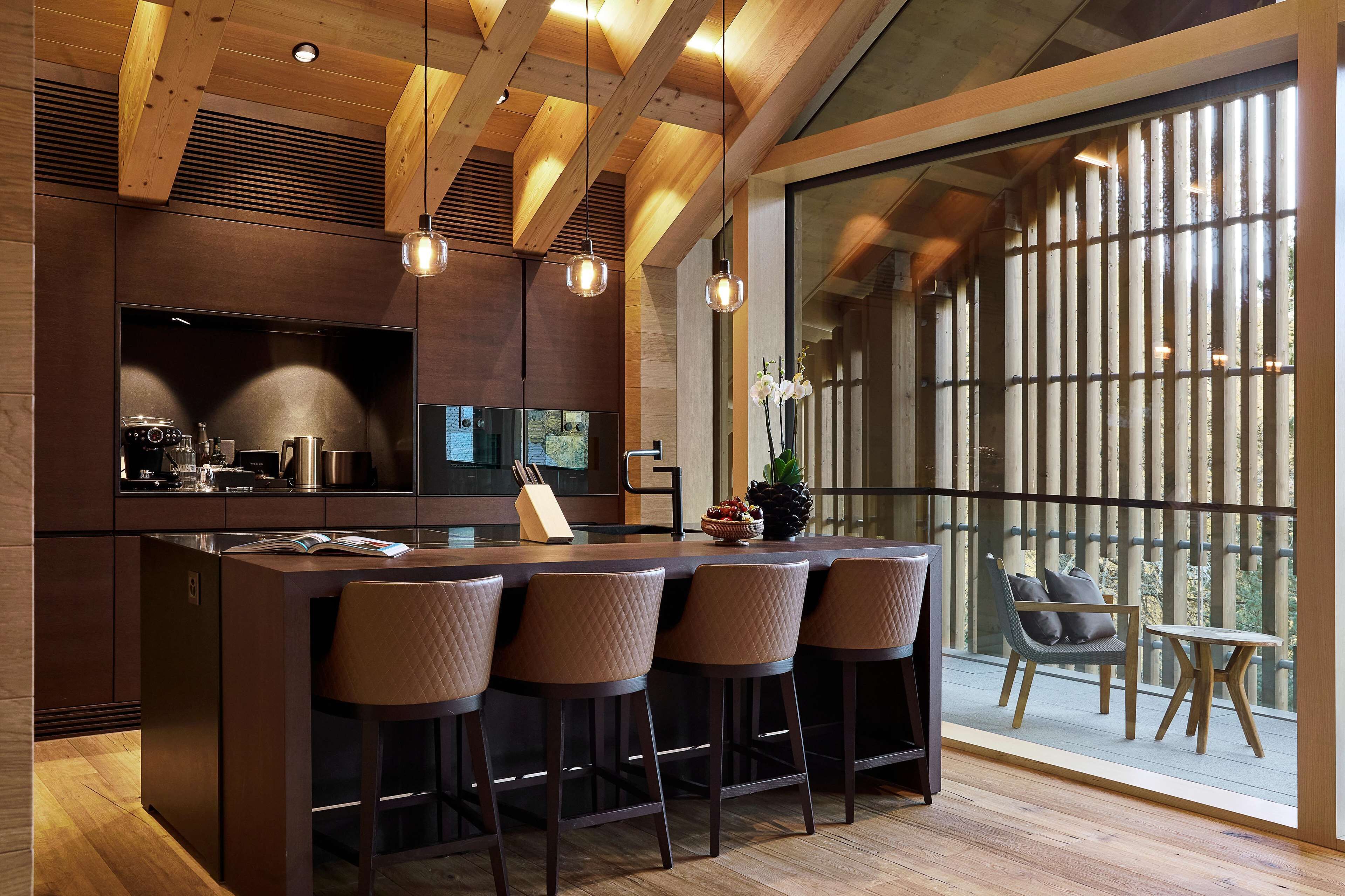 suite (gotthard) | premium bedding, down duvets, pillow-top beds, free minibar items