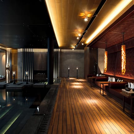 Couples treatment rooms, sauna, steam room, hot springs, body treatments