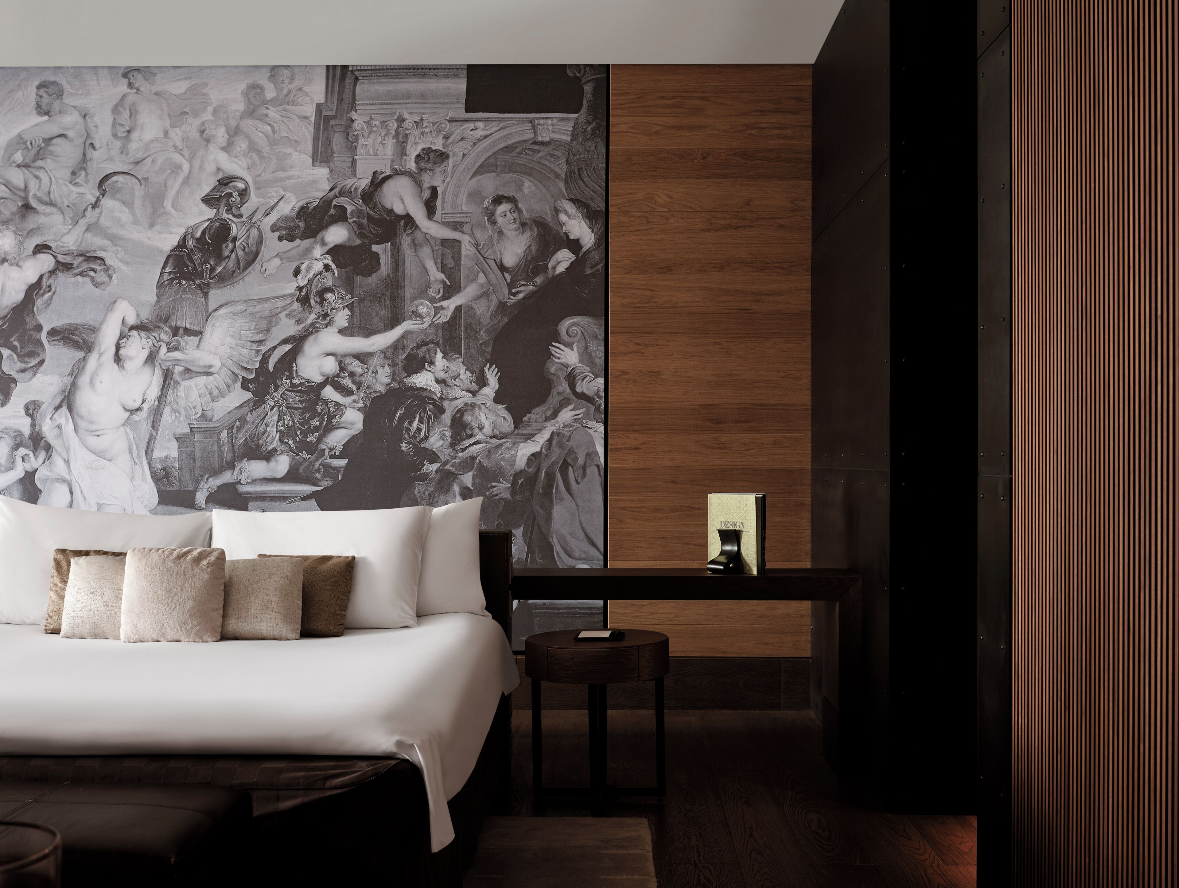 Alpine 2-Bedroom Suite | Ylelliset vuodevaatteet, untuvapeitot, pillowtop-patjalliset sängyt