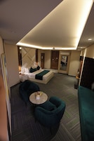 Presidential Suite with Airport Drop | 1 bedroom, premium bedding, in-room safe, desk