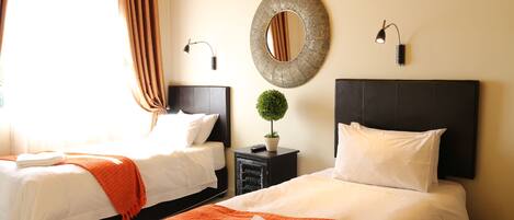 Iron/ironing board, WiFi