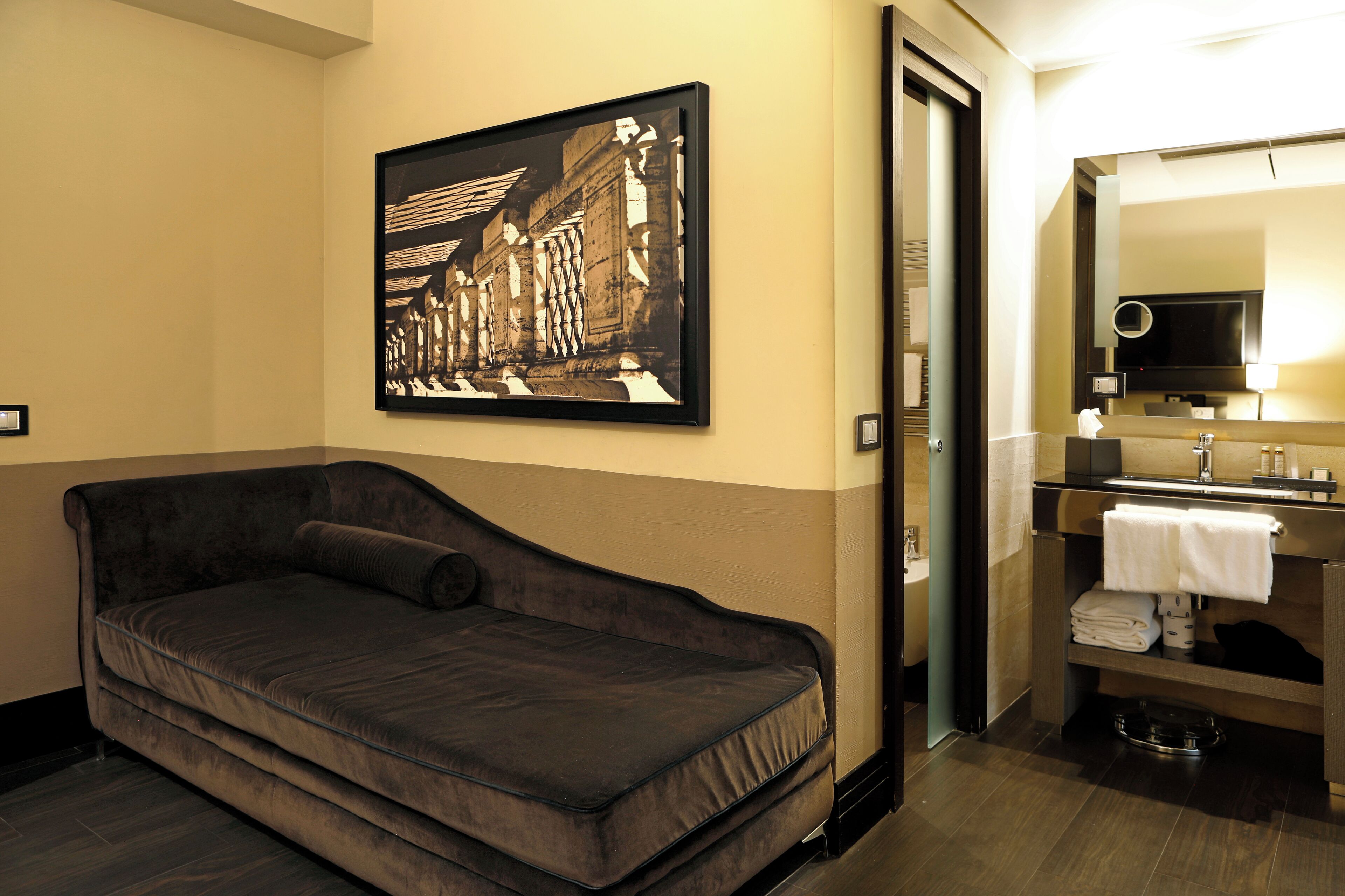 junior suite | 1 bedroom, premium bedding, in-room safe, soundproofing