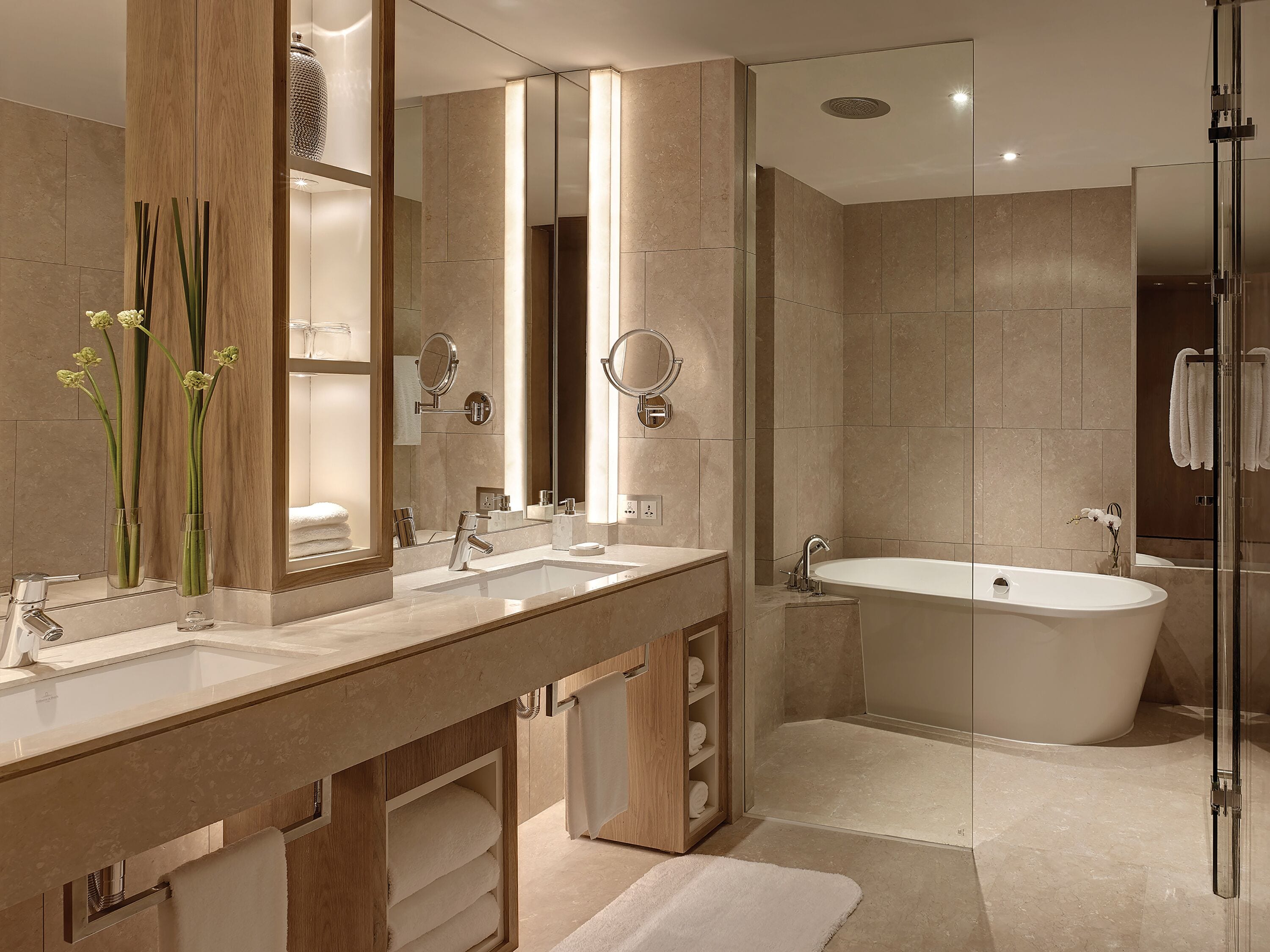 1 bedroom, minibar, in-room safe, iron/ironing board