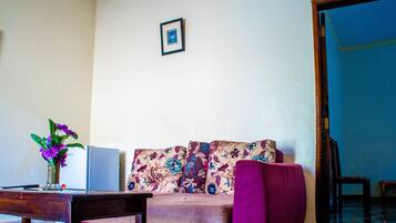 Family Room, 2 Bedrooms | Living area
