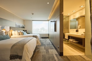 Ropa de cama de alta calidad y minibar