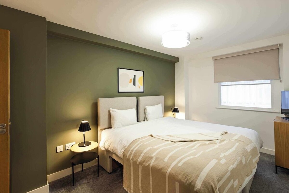 In-room safe, laptop workspace, iron/ironing board, cribs (free)