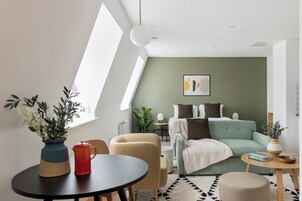 Studio Apartment | Living area