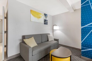 Individuelt dekorert, individuelt innredet og skrivebord