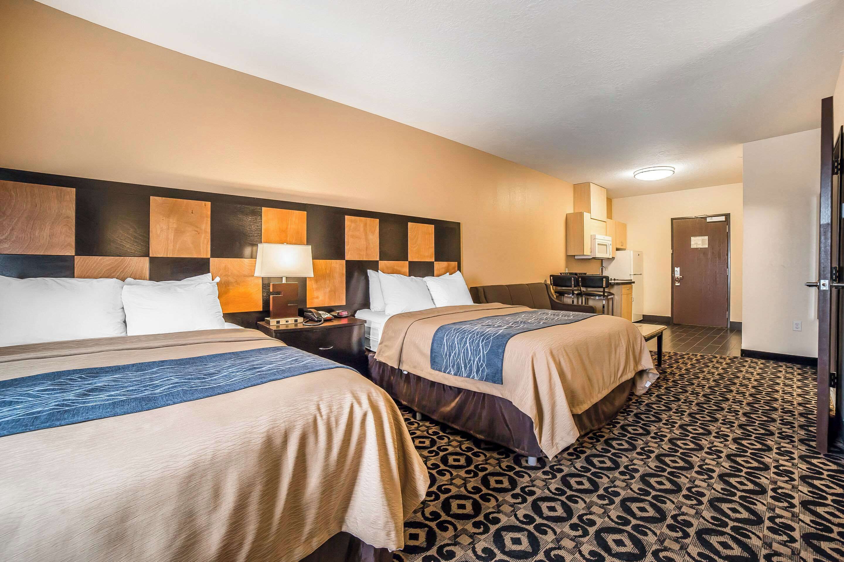 individually decorated, individually furnished, desk, iron/ironing board