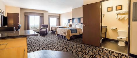 Individuell dekoriert, individuell eingerichtet, Schreibtisch