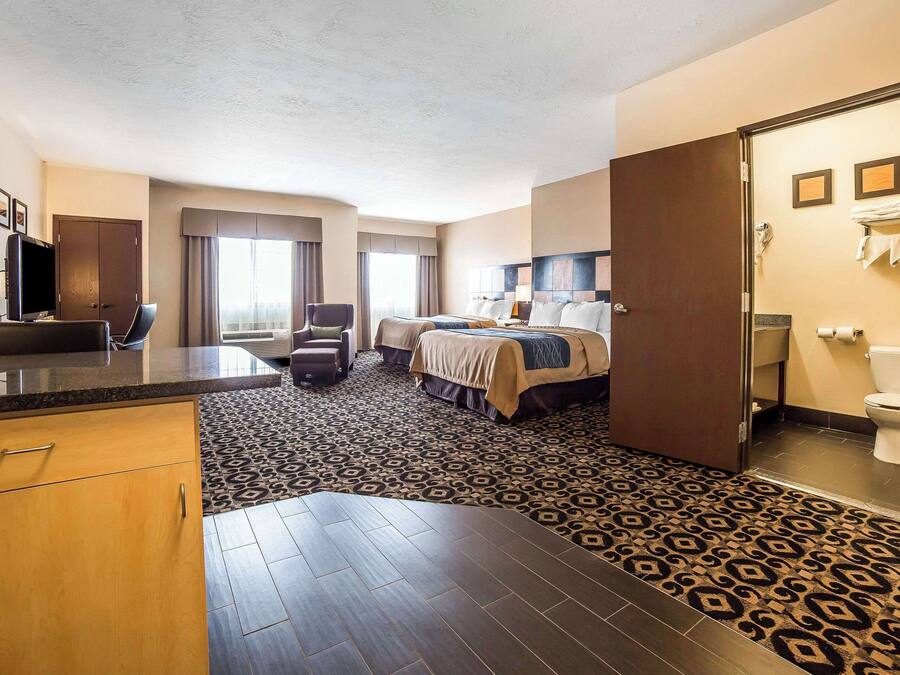 Decoración personalizada, muebles diferentes y escritorio