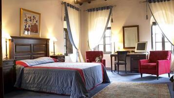 1 bedroom, minibar, in-room safe, desk