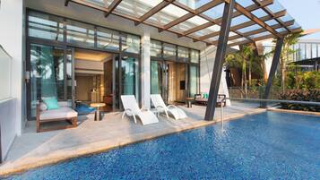 Suite Familiale, 2 chambres, en bord de piscine (View, Balcony) | Literie de qualité supérieure, couette en duvet d'oie, surmatelas