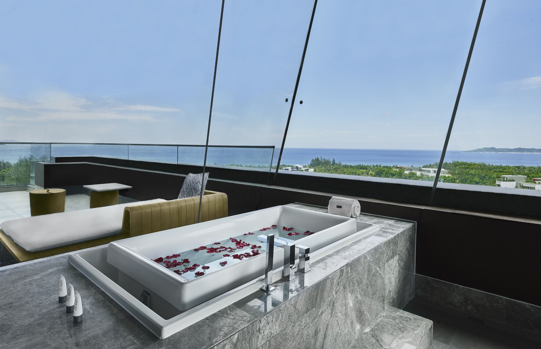 Suite, 2 Bedrooms | Bathroom | Separate tub and shower, deep soaking tub, rainfall showerhead