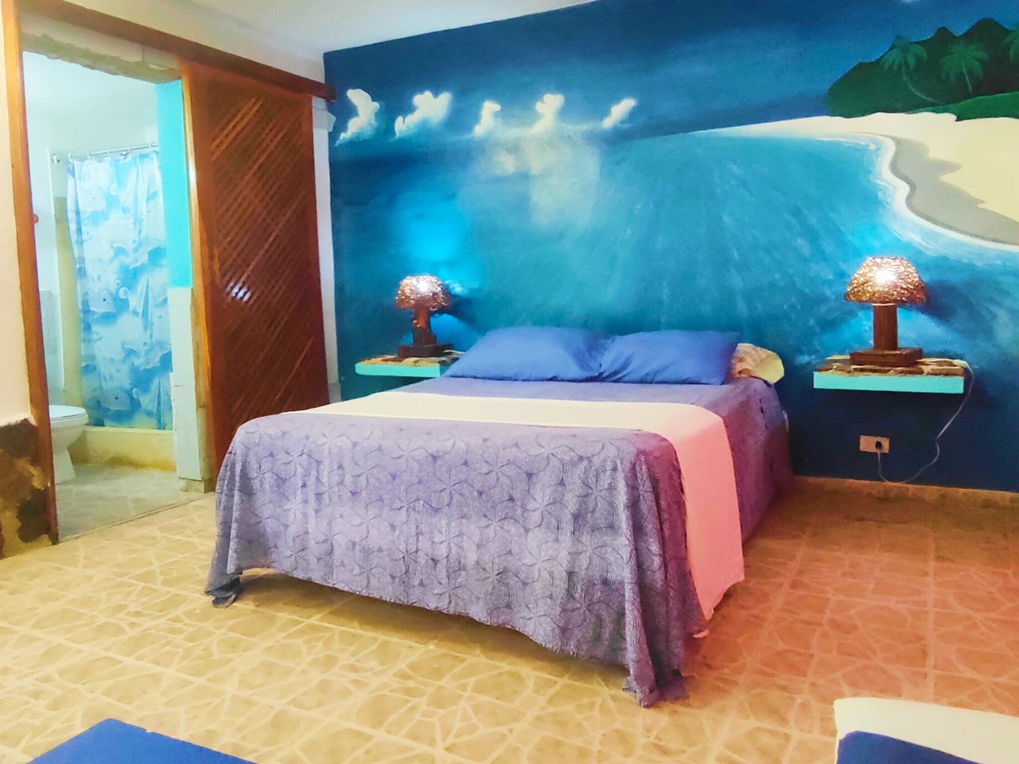 华丽客房, 1 间卧室, 花园景观, 一层 | 高档床上用品、羽绒被、加厚床垫、特色装修