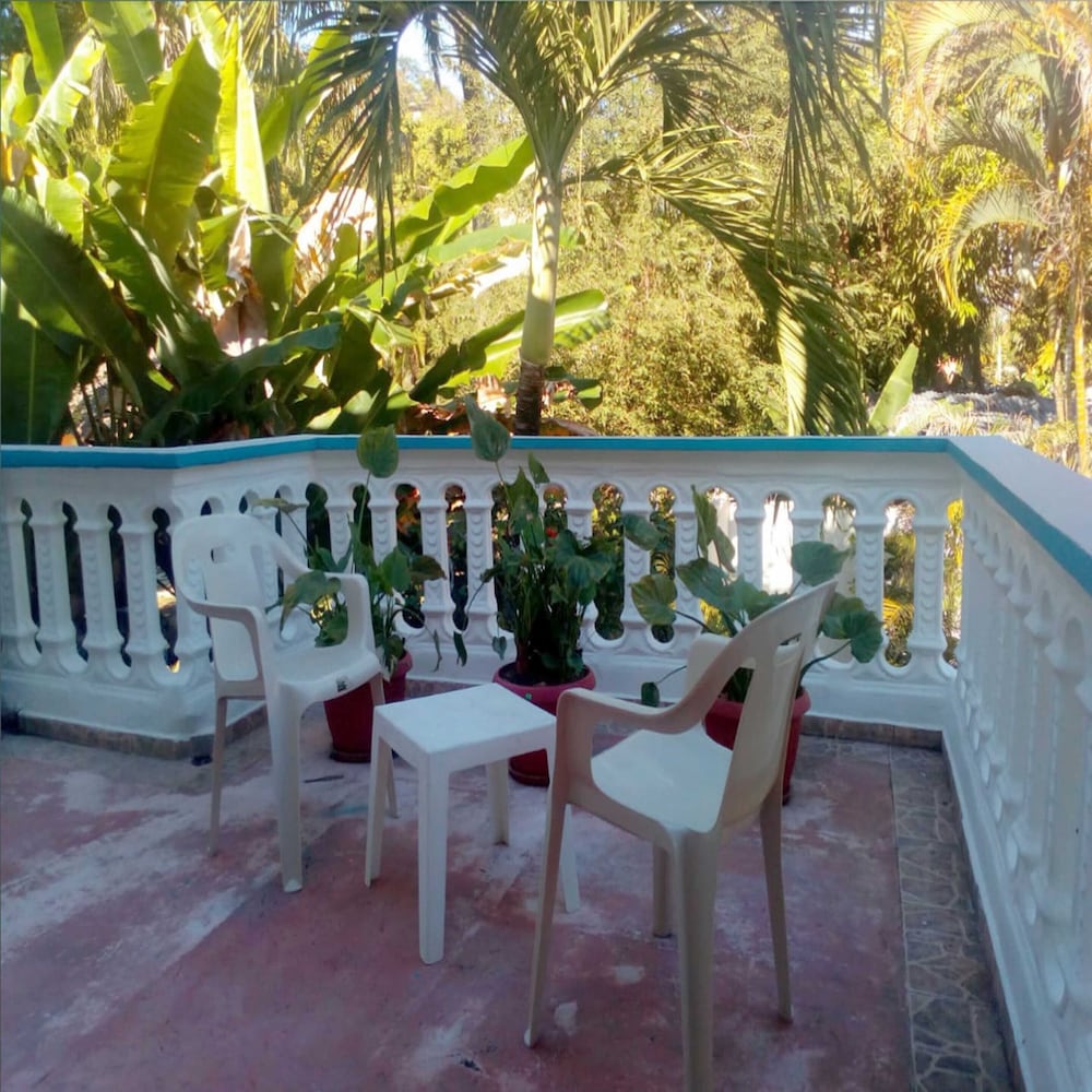 House Jardin del Caribe by null