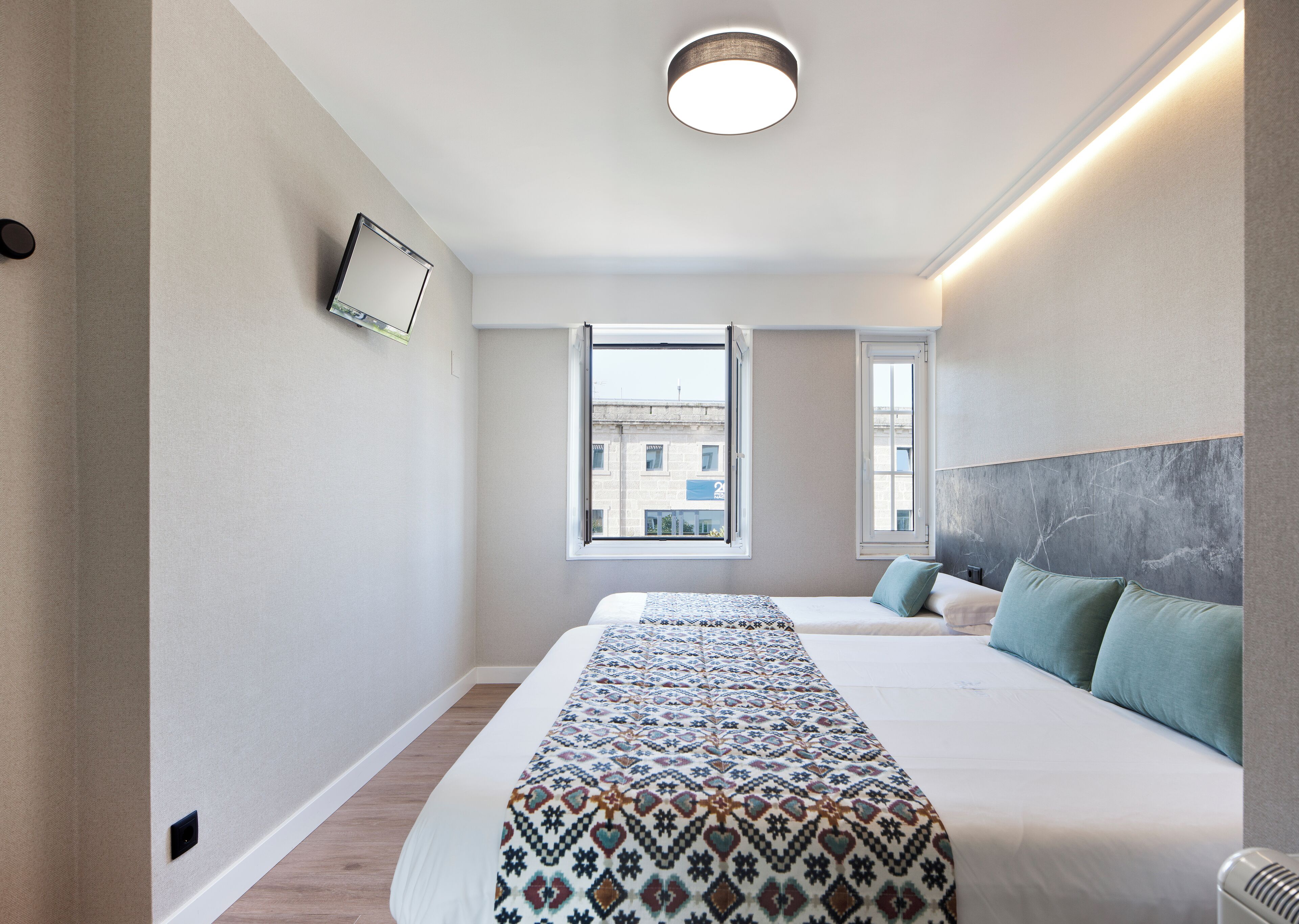 Habitación triple | Wifi gratis y ropa de cama