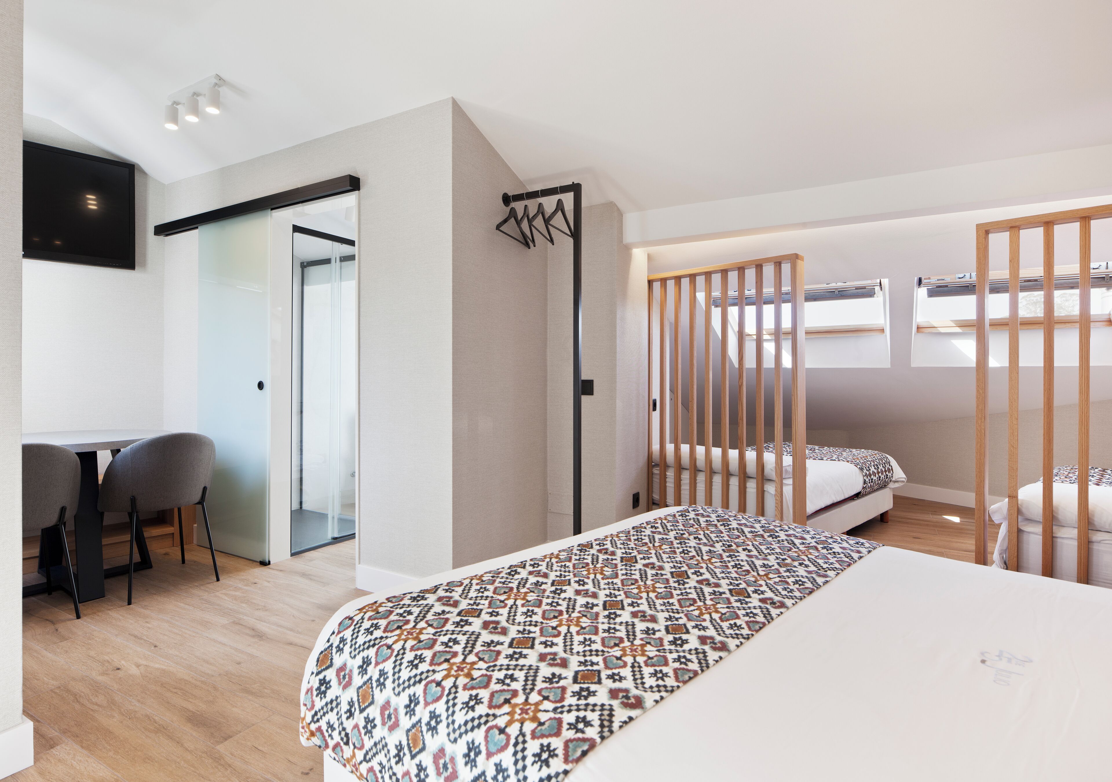 Habitación | Wifi gratis y ropa de cama