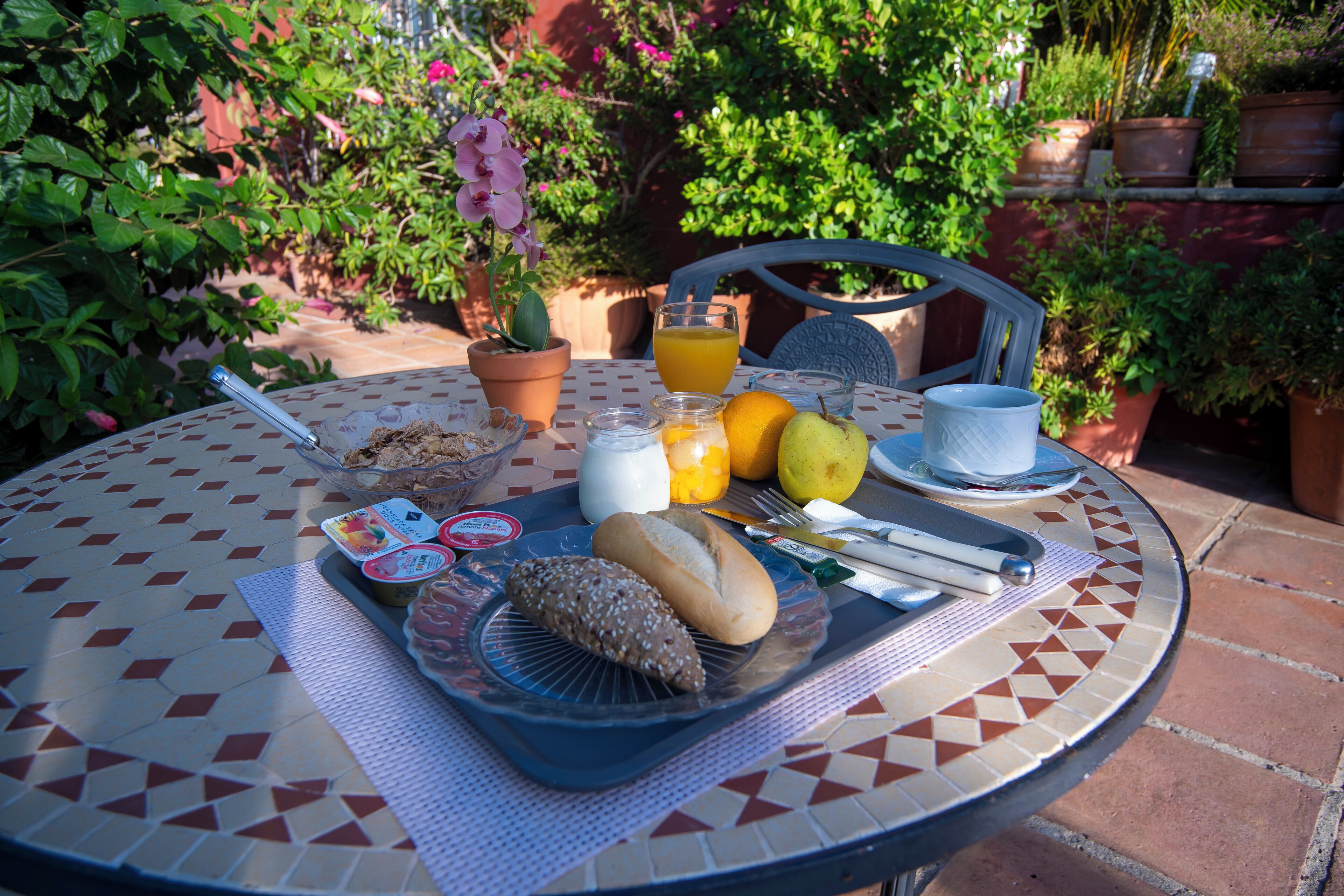 daily buffet breakfast (eur 12 per person)