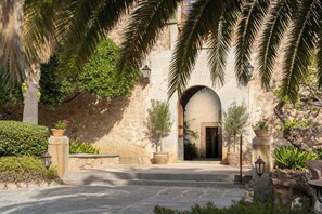 Property entrance - Hotel Es Port (Sóller)