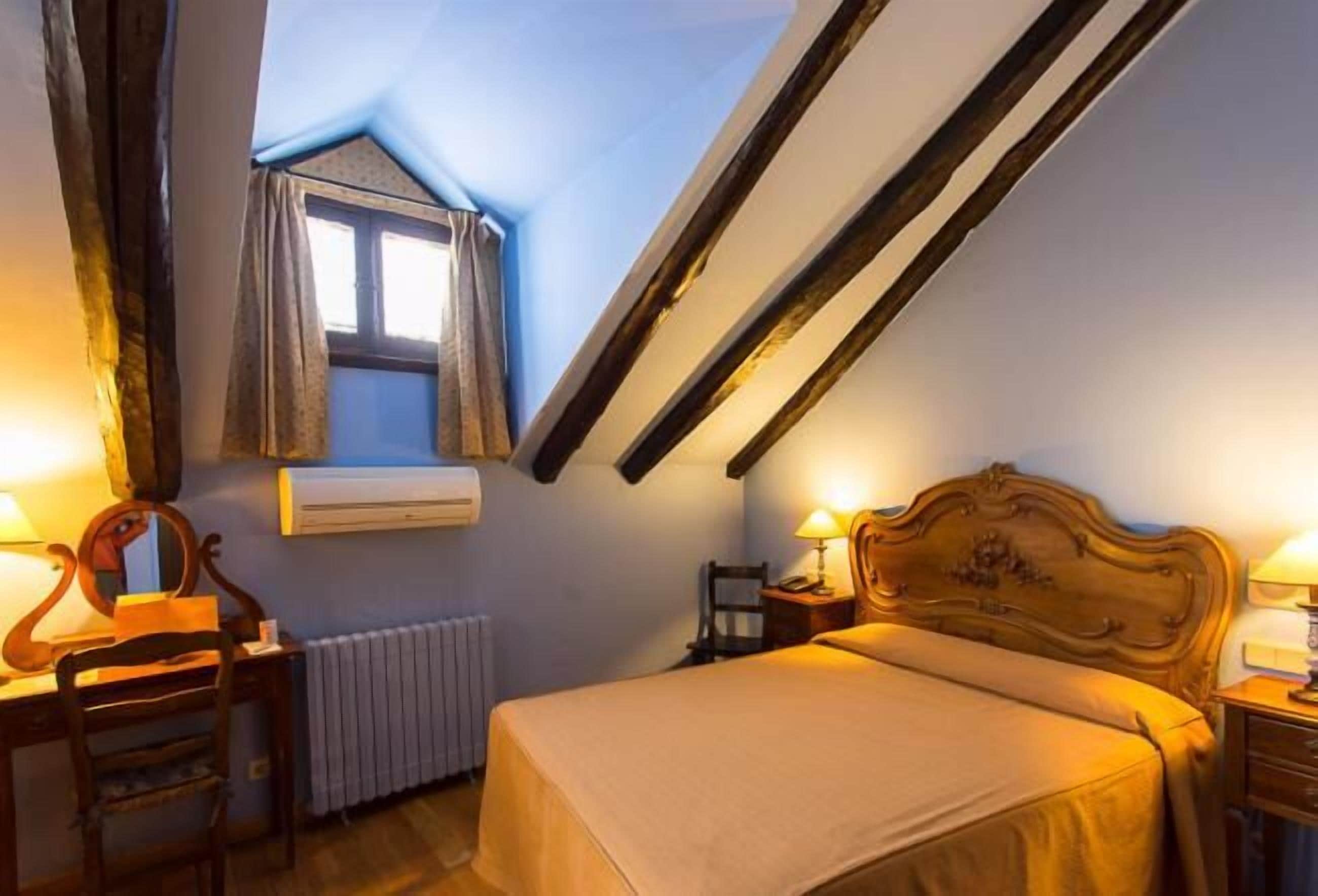 Photo - Hotel La Posada Regia