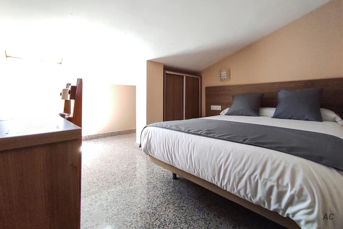 Economy Room | 2 bedrooms, blackout drapes, iron/ironing board, free WiFi