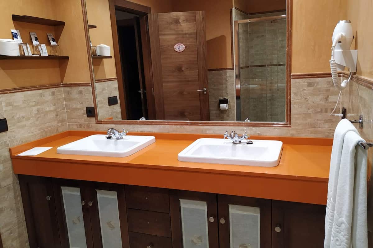 comfort room | bathroom sink