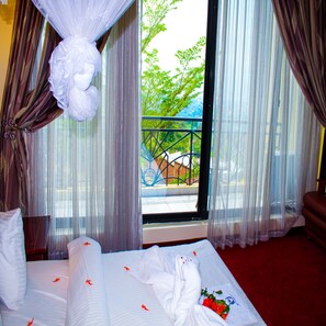 Deluxe Room | Lake view - Best Outlook Hotel (Bujumbura)