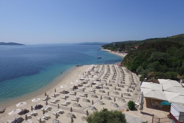Private beach nearby, sun loungers, beach umbrellas, beach towels