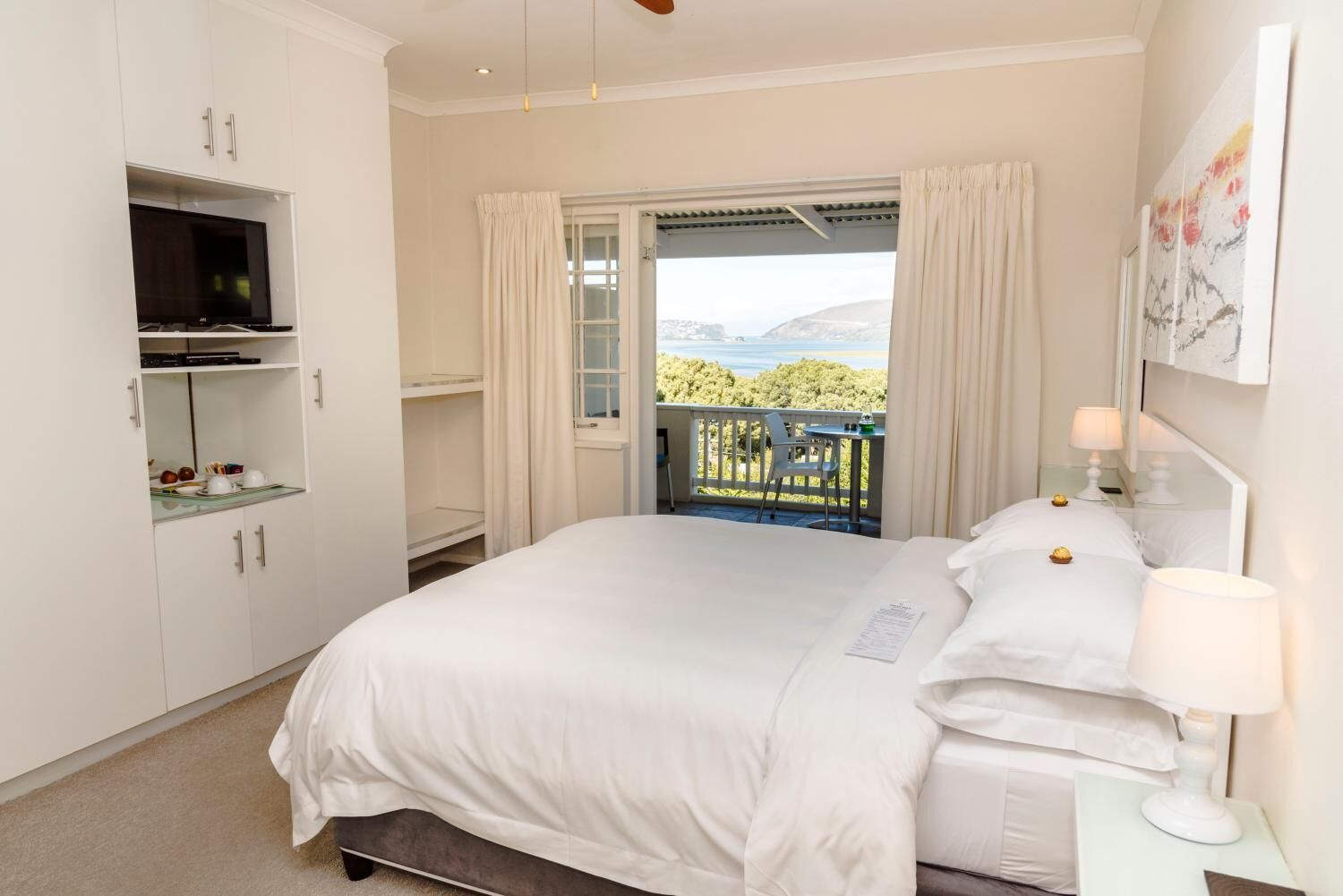 エジプト綿のシーツ、高級寝具、セーフティボックス (室内)、WiFi (無料)