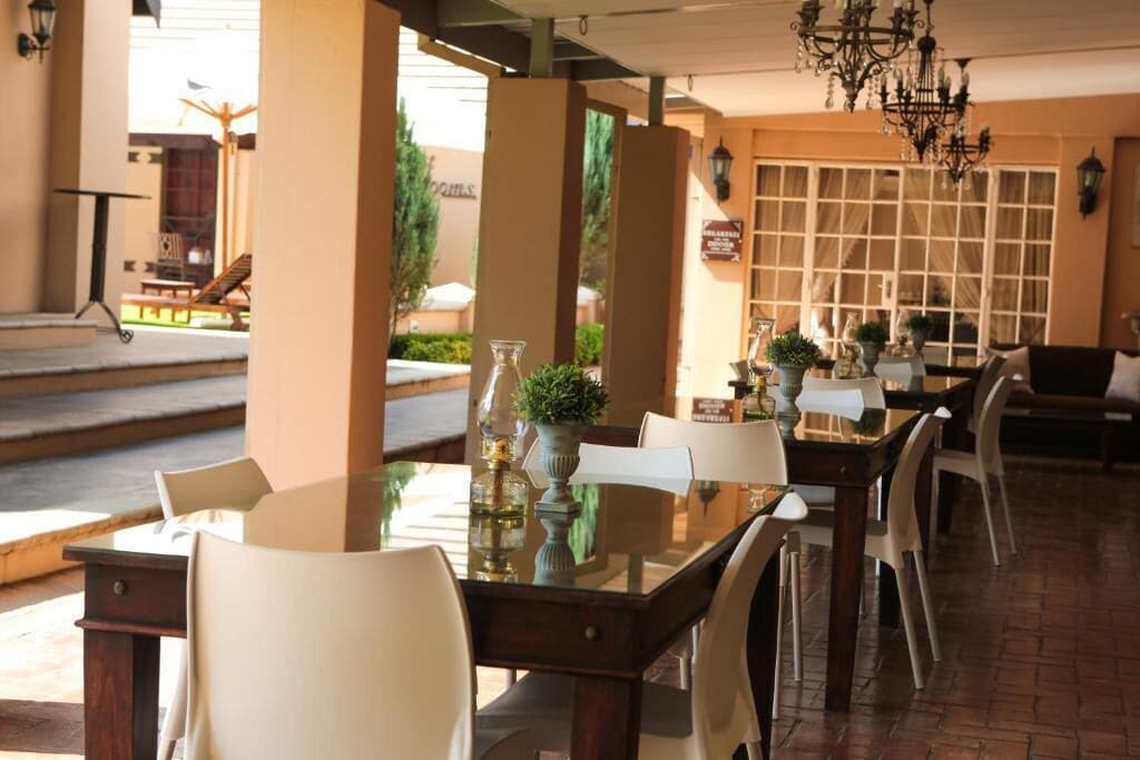 Se sirven desayunos y cenas 